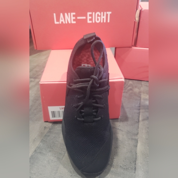 NIB Lane-Eight Trainer AD 2 W - all Black - Picture 2 of 4